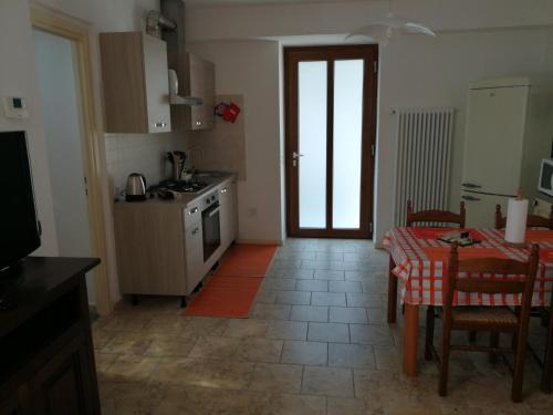 Mergozzo Apartment | Discover Iori's House: Pet & Child Friendly Getaway