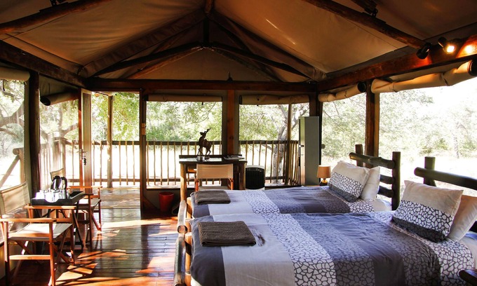 Vivo Cabin | Discover Iphofolo Lodge: Family-Friendly Stay with Pool