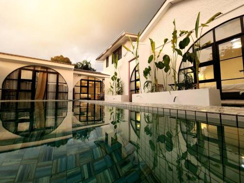 Taman Canning House | Ipoh Young Villa - Guest Rated 9.4 with Pool & Hot Tub