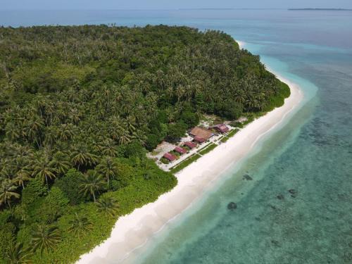 Kepulauan Banyak Resort | Perfect Getaway at Ira Bungalows Pulau Banyak with Ocean Views