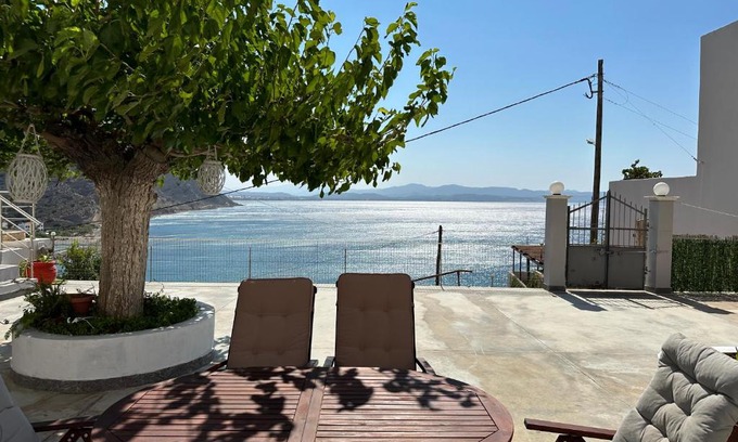 Agia Galini House | Irini Panorama: Family-Friendly 4-Star Retreat with Top Ratings
