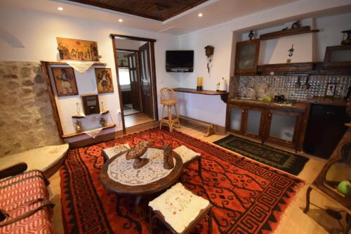 Dimitsana House | Guest Rated 10/10: Irini's Studios with Hot Tub & Pets Welcome