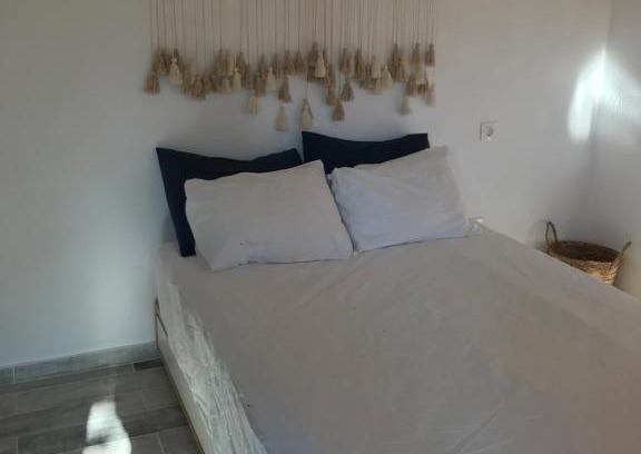 Nea Iraklia House | Cozy Irini’s Attic: Pet-Friendly Comfort Awaits You