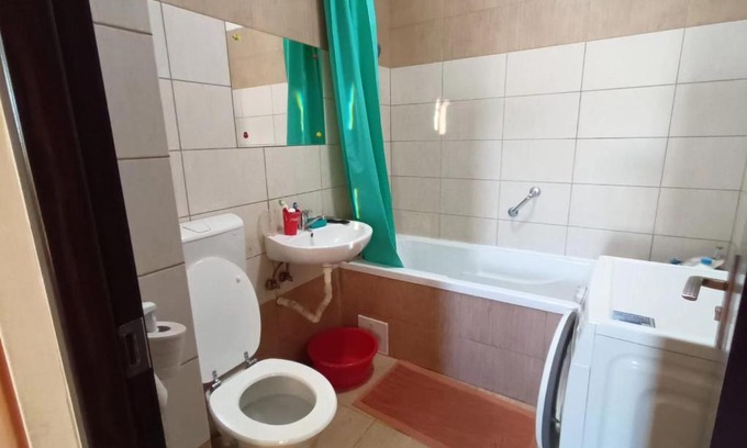 Cluj-Napoca Apartment | Exceptional Iris Apartment: Family-Friendly Retreat Awaits