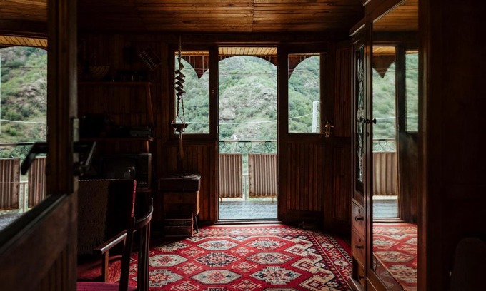 Alaverdi Bed & Breakfast | Pet-Friendly IRIS B&B in Debed Canyon - Rated 9.5/10