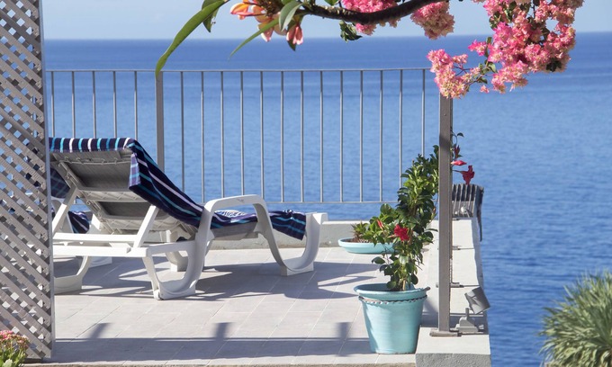 Santa Maria Maior Villa | Irlanda's Villa - Premier Funchal Seaside Getaway