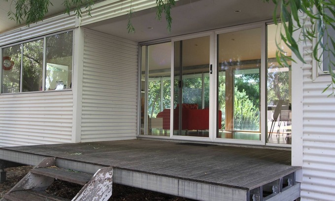Carrickalinga House | Explore Ironbark Beach House: Pet-Friendly Oceanfront Retreat