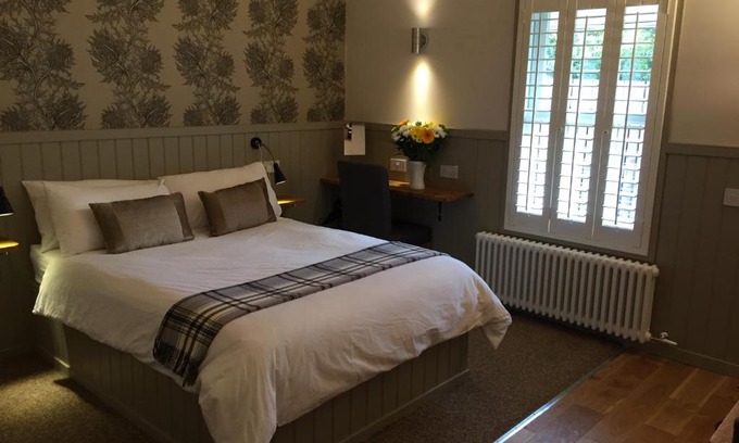Irvine House | Pet-Friendly Irvine Bay with Outstanding 9/10 Guest Rating