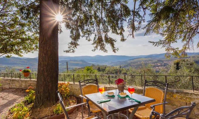 Pelago Apartment | Relaxing ISA Farmhouse with Pool in Beautiful Chianti