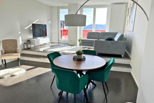 Waldshut-Tiengen Apartment | Discover Isaak Apartment Stadtjuwel: Rated 9.5/10, Family-Friendly