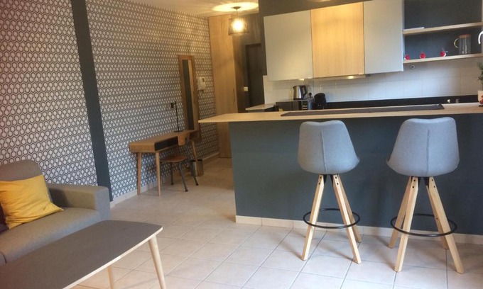 Cambrai Apartment | Isabeau Apartment 2.5: Pet & Child Friendly Retreat
