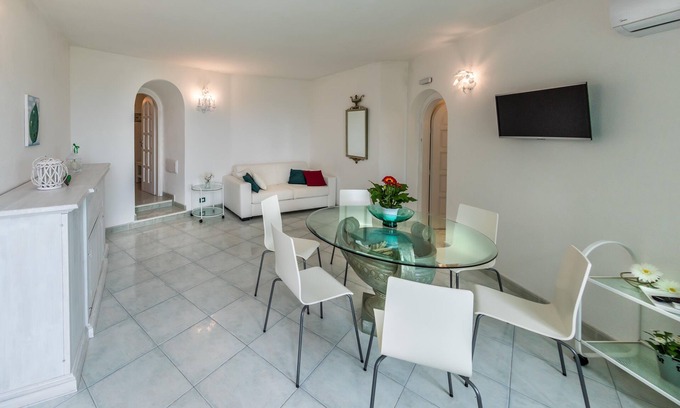 Ischia Porto House | Ischia Dream Visions: Cozy Oceanfront Apartment with Pool