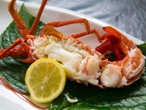 Minamikyushu Hotel | Top-Rated Iseebisou with Oceanfront Views & Hot Tub