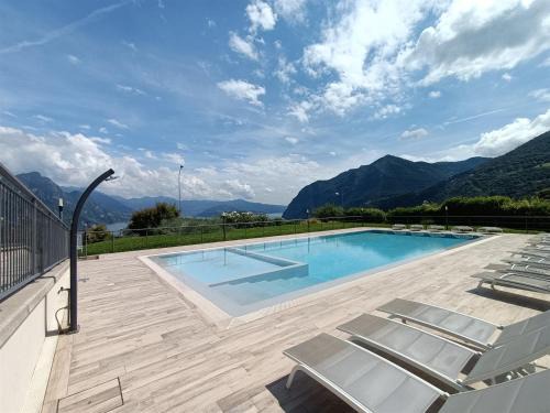 Zorzino Apartment | Relax at IseoLakeRental - Vistalago House with Pool & Oceanview