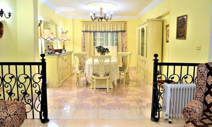 Kafrat al Jabal House | Incredible Isis Pyramids View with Family-Friendly Amenities