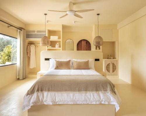 Fehendhoo Hotel | Isla Retreat: 4-Star Oceanfront Escape with Spa & Dining