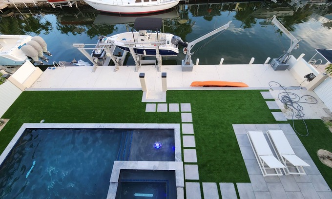 Tavernier House | Ultimate Islamorada Keys Waterfront Home with Pool & Spa