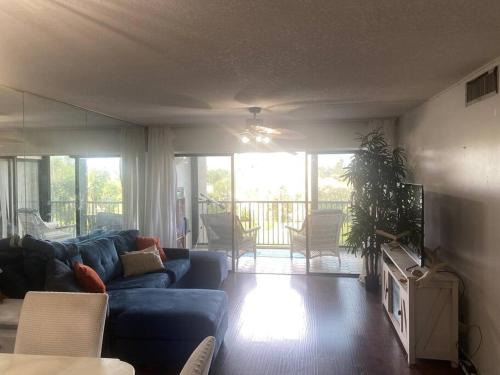 Fort Pierce Apartment | Relaxing Island Beach Villa with Private Pool and Ocean View