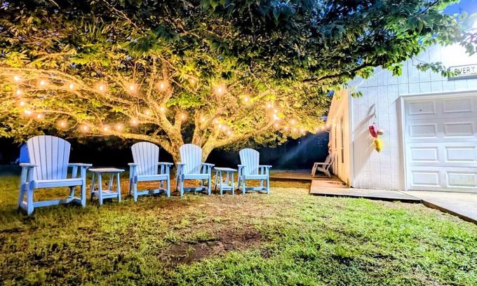 Chincoteague House | Experience Happy Ours - Family-Friendly Beach Cottage Retreat