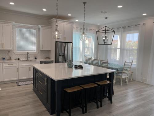 Navarre Beach House | Tranquil Island Escape with Pool and Hot Tub Amenities
