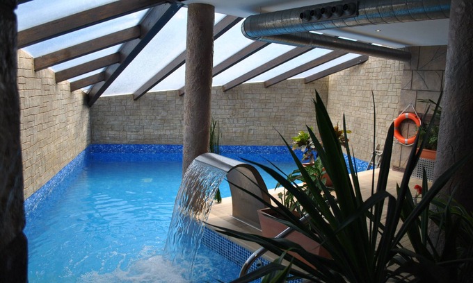 Isla Apartment | Island Historical Center SPA Apartments - 3 bedroom apartment and SPA access