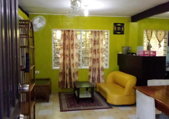 Honiara House | Pet Friendly Island Home with Kitchen - Rated 8/10 by Guests