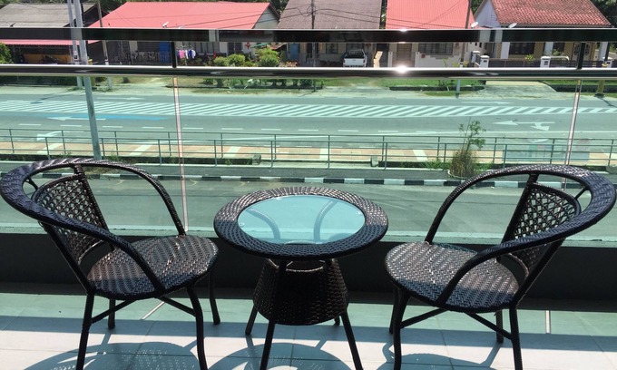 Pangkor Island House | Cozy Island Homestay with Kitchen and Breakfast Included