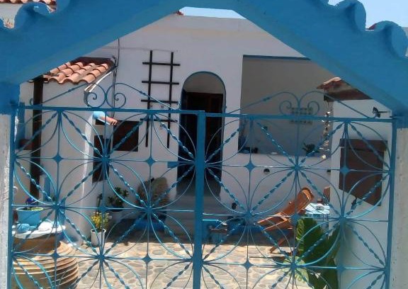 Papadhianika Apartment | Cozy Island House in Elika - Marathias with Ocean Views