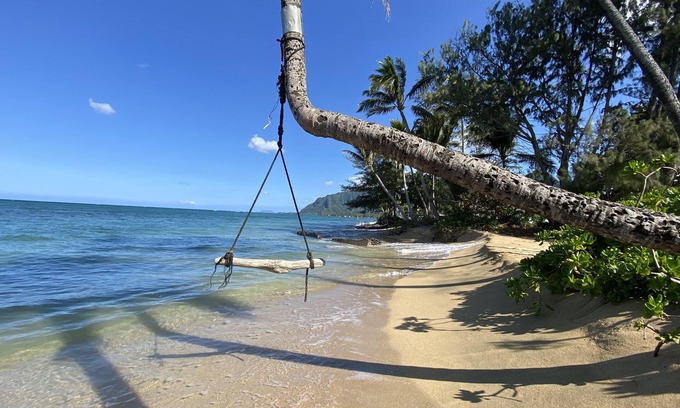 Punaluu Condo | Idyllic Island Life Retreat with Beach Access & Pool