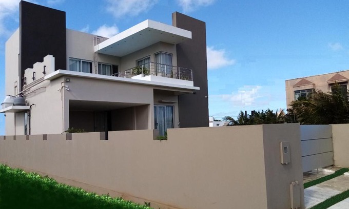 Plaine Magnien Villa | Island Residence Plaisance - Mauritius: Guest Rated 9.4/10