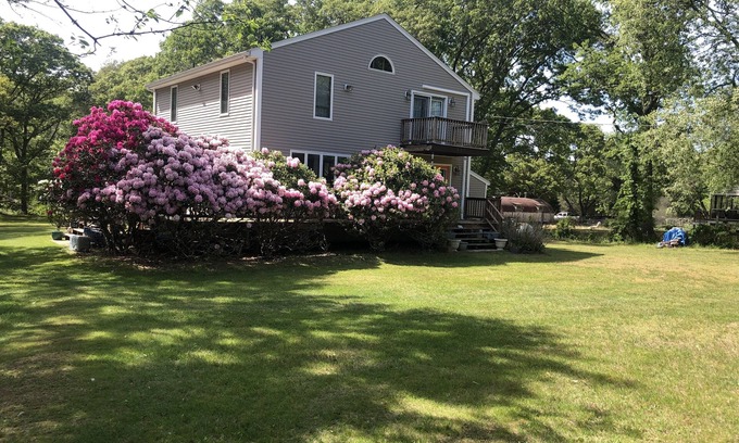 Portsmouth House | Island Retreat: Your Home Away from Home Awaits