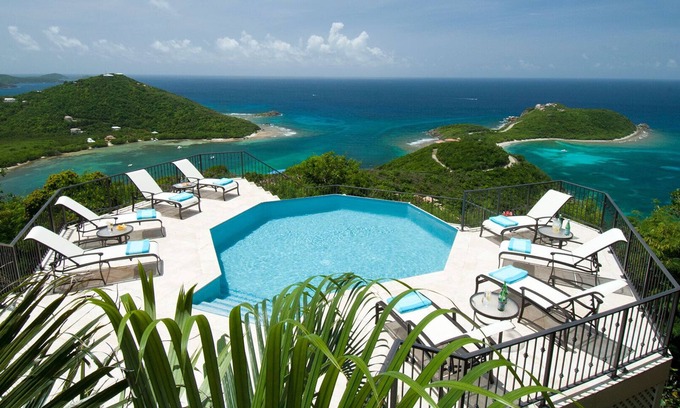 Point Rendezvous Villa | Island Rider Villa: Breathtaking Views, Pool & Hot Tub!