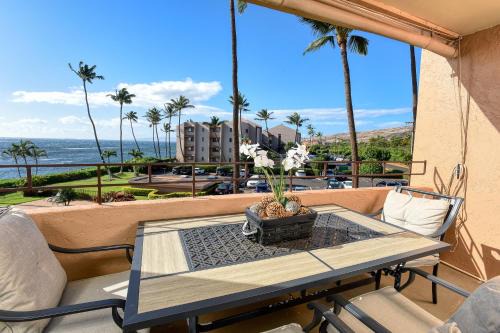 Maalaea Apartment | Top-Rated Island Sands Resort 302 with Oceanfront Pool