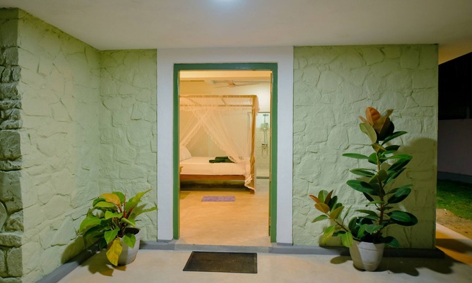 Mirissa House | Island Spoon 2BR Retreat, 600m to Mirissa Beach