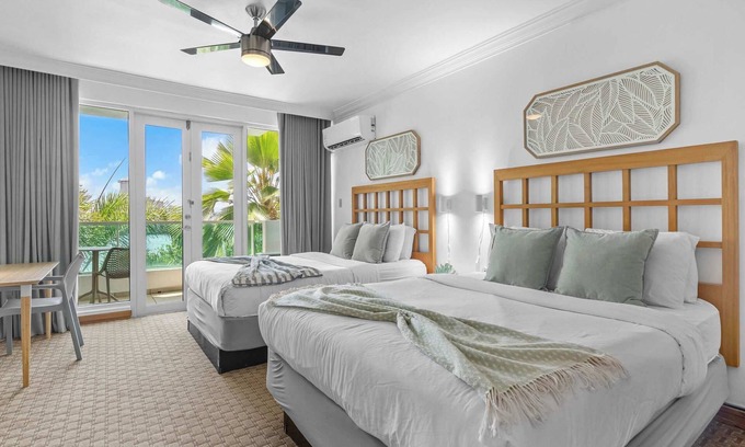 Puerta de Tierra Apartment | Island Studio - Waterfront Retreat with Pool & Ocean Views