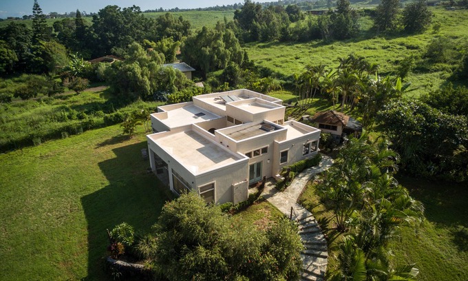 Kula Villa | Eco-Friendly Modern Home with Ocean & Mountain Views