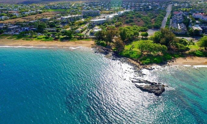 Kihei Condo | Island Surf | Oceanfront Resort Condo | Pacific Views, Pool | Walk to Beach