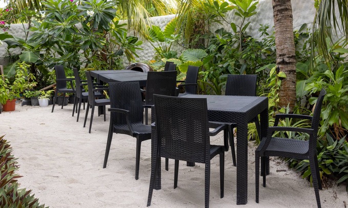 Goidhoo Hotel | Top-Rated Island Zephyr with Ocean View & Family Amenities