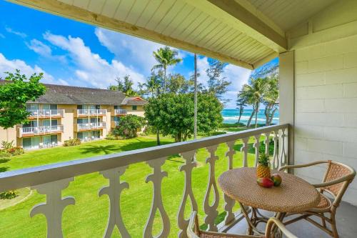 Wailua Apartment | Islander on the Beach 320