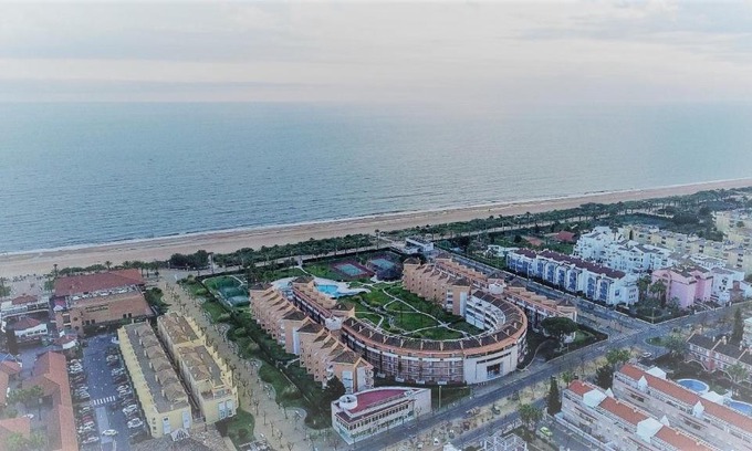 Isla Cristina Apartment | Experience Islantur Las Américas: Oceanfront Family Getaway