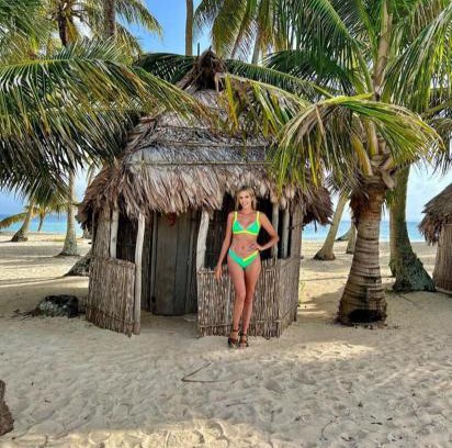 Carti Tupile House | Unforgettable Cabañas Tradicionales with Oceanfront Views