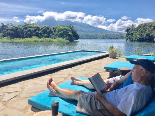 Granada Hotel | Exclusive Isleta El Recedo: Your Private Island Getaway