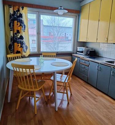 Ylamylly Apartment | Iso Kolmio with Breathtaking Ocean Views & Pet-Friendly Stay