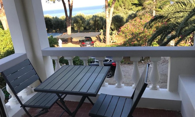 Vigneria Apartment | Discover Villa Portello: Pet-Friendly Getaway in Isola d'Elba