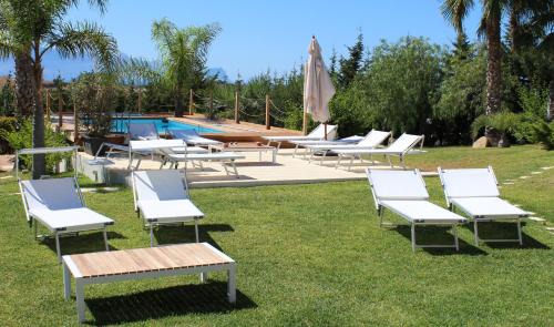 Partinico House | Relax at Isola del Sole: Poolside Apartments with a 9/10 Rating