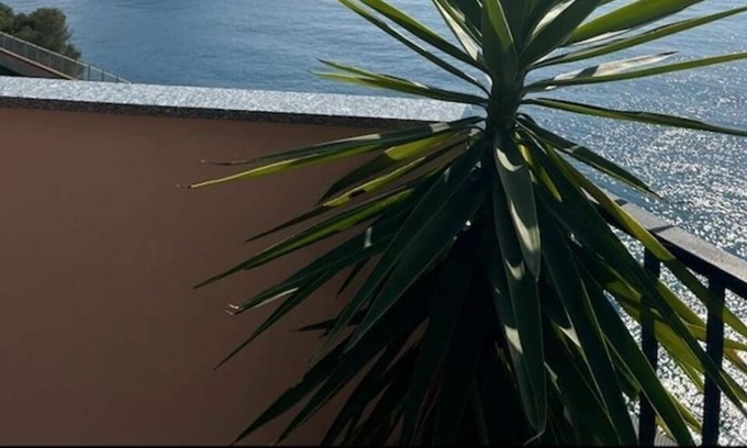 Torre del Mare Apartment | Isola House with a beautiful terrace, amazing sea view and private parking