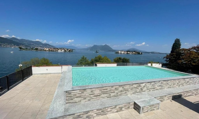 Carciano Apartment | Discover Isole: Family-Friendly Hotel with Pool Access