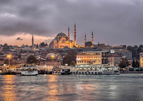 Topkapi Hotel | Elegant Porta Romanos Hotel with Spa and Breakfast Included