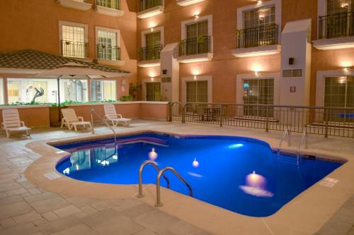 Juarez Municipality Hotel | Relax at iStay Hotel Ciudad Juarez with Ocean Views & Pool