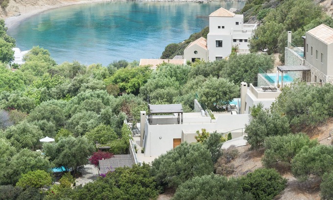 Kalo Chorio Villa | Discover Istron Villas: Oceanfront Retreat with Pool & Pets